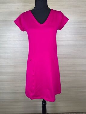 Toad&Co Tech Tomboy Cap Sleeve V-Neck Athletic Dress in Fuchsia Size XS